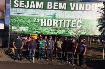 Agricultores visitam a 24º Feira da Hortitec em Holambra-SP