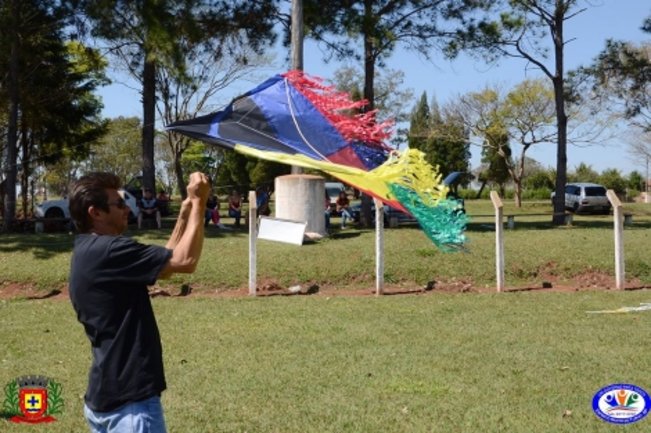 Prefeitura realiza primeiro festival de pipas.