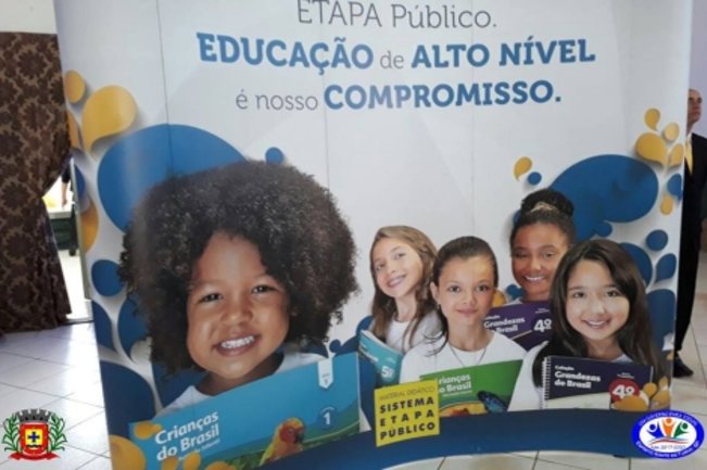 Dia da educação Sistema Etapa.