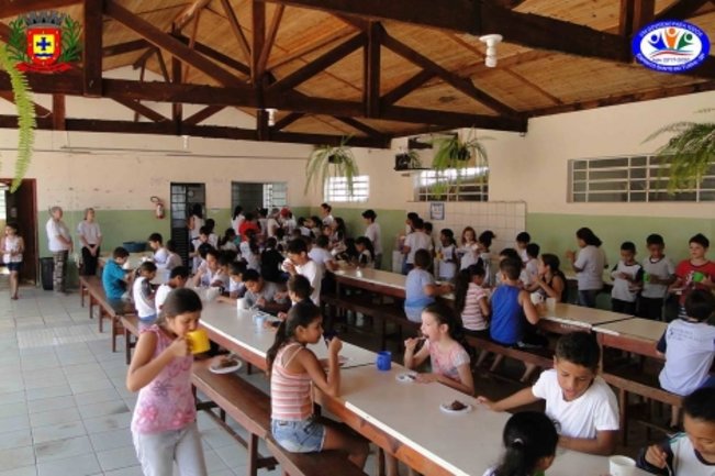 Comemoração semana das crianças na Rede Minicipal de Ensino.